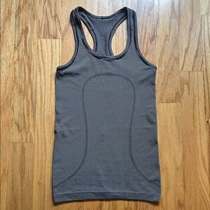 Lululemon Swiftly Tech Tank Hip Length